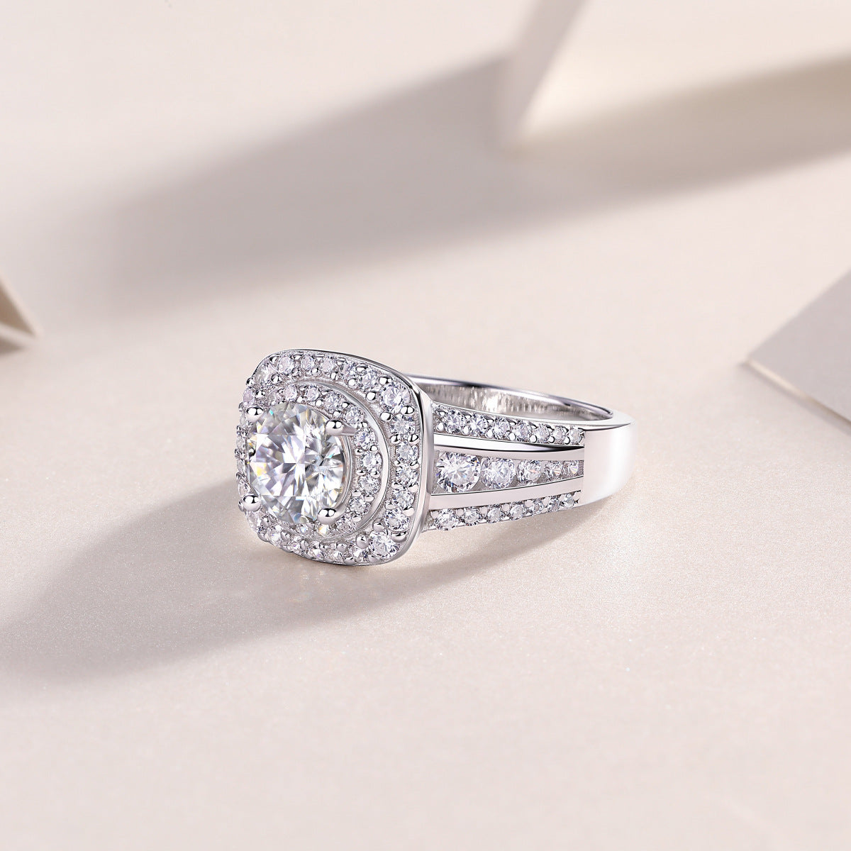 Queen’s Moissanite Ring