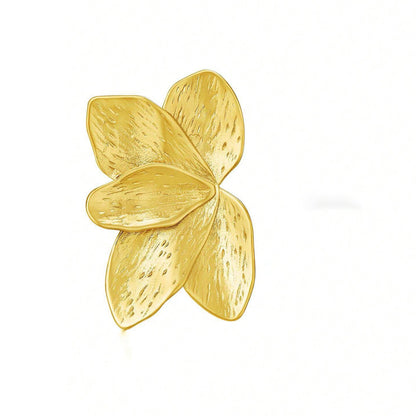 Solo Shine Ear Studs