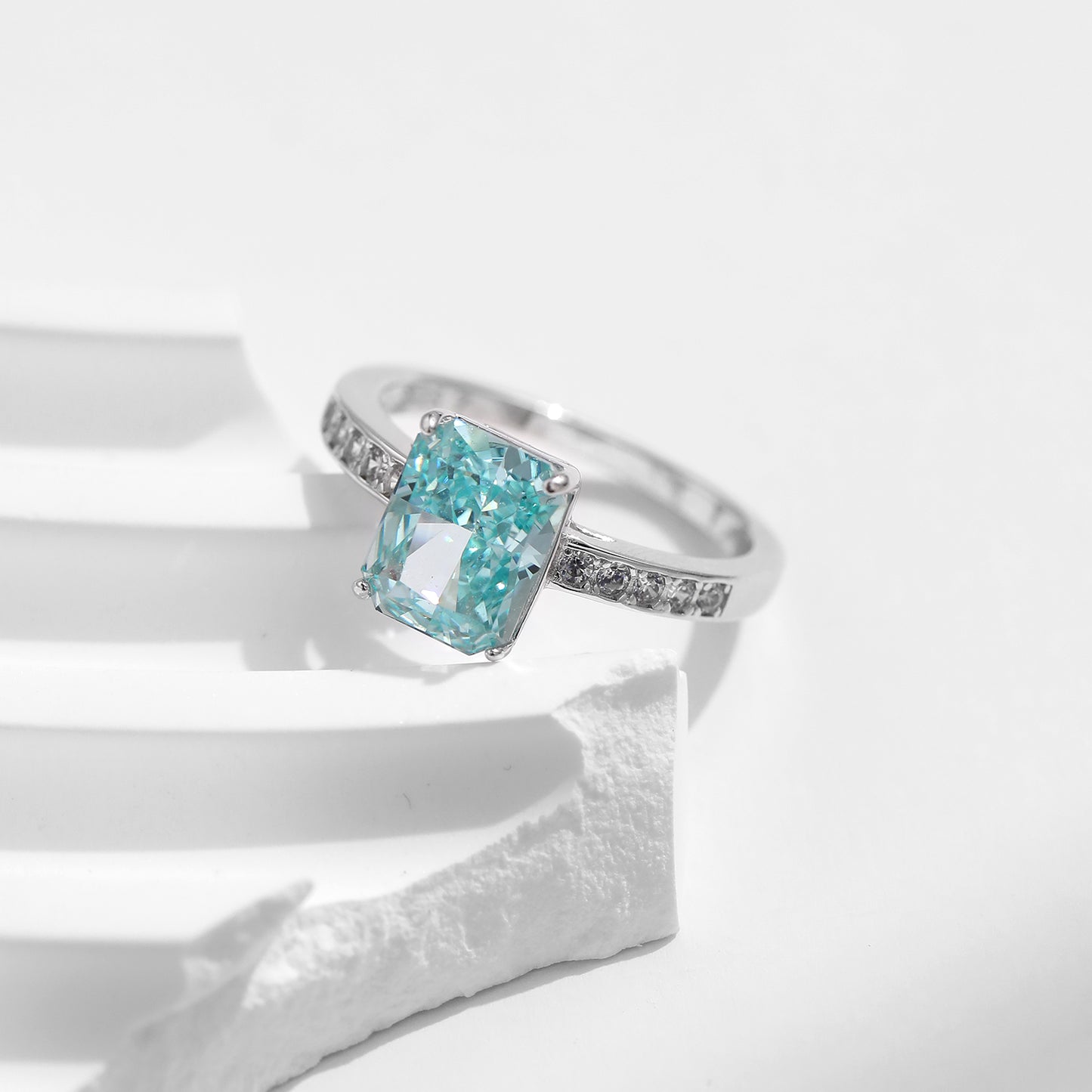 Evercrown Ring